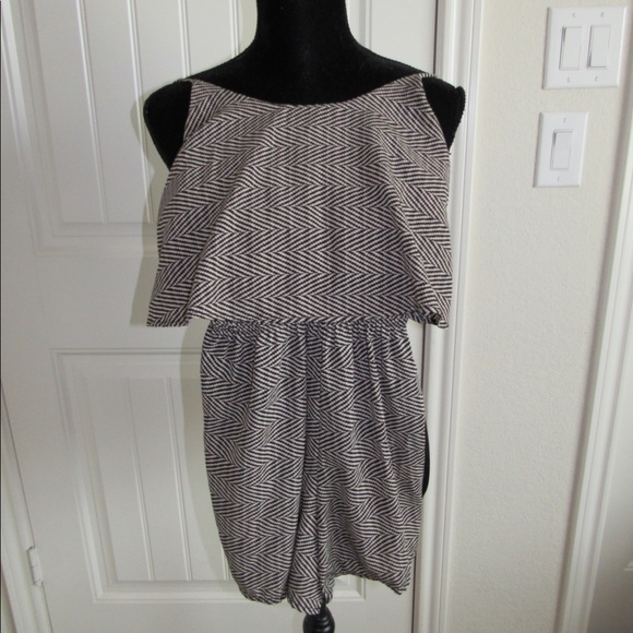 Romper - Picture 1 of 1